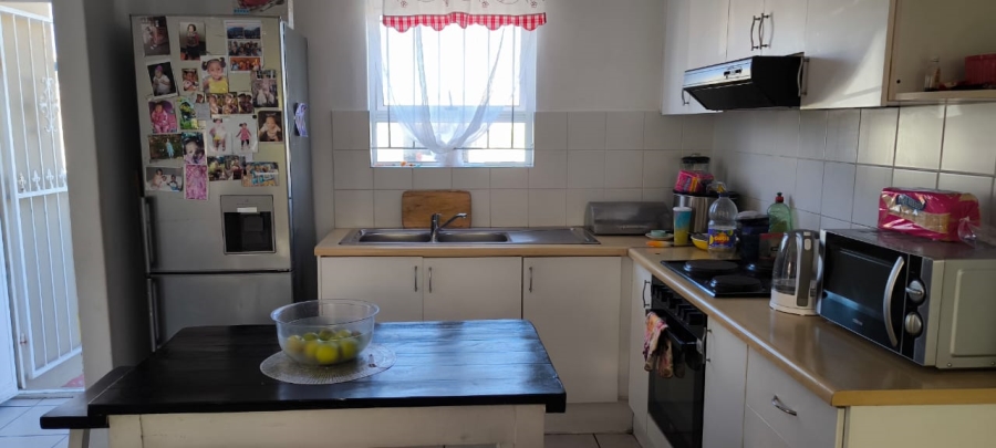 3 Bedroom Property for Sale in Costa Da Gama Western Cape